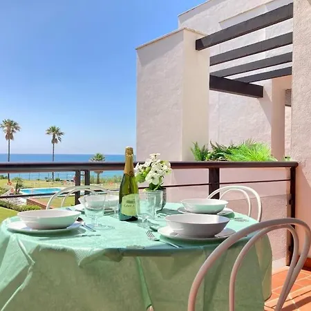 Sea Breeze Retreat - Golf Getaway *