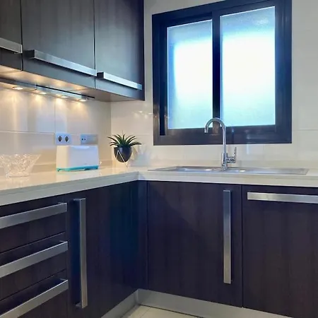 Sea Breeze Retreat - Golf Getaway Apartmán *
